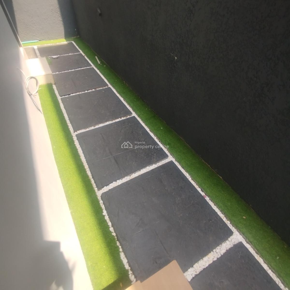 Fantastic 4 Bedroom Semi Detached Duplex with Bq, Chevron Alternative Road, Lekki Expressway, Lekki, Lagos, Semi-detached Duplex for Sale