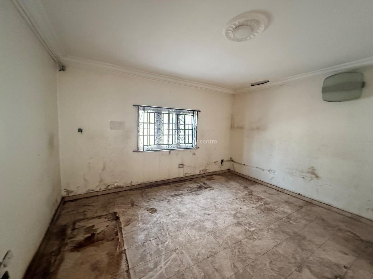 Commercial Detached Duplex Directly on a Busy Road, Lekki Phase 1, Lekki, Lagos, House for Rent