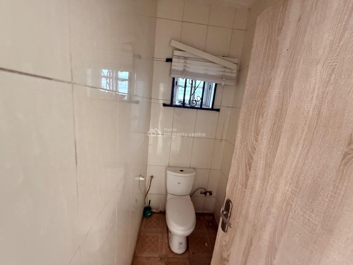 Commercial Detached Duplex Directly on a Busy Road, Lekki Phase 1, Lekki, Lagos, House for Rent