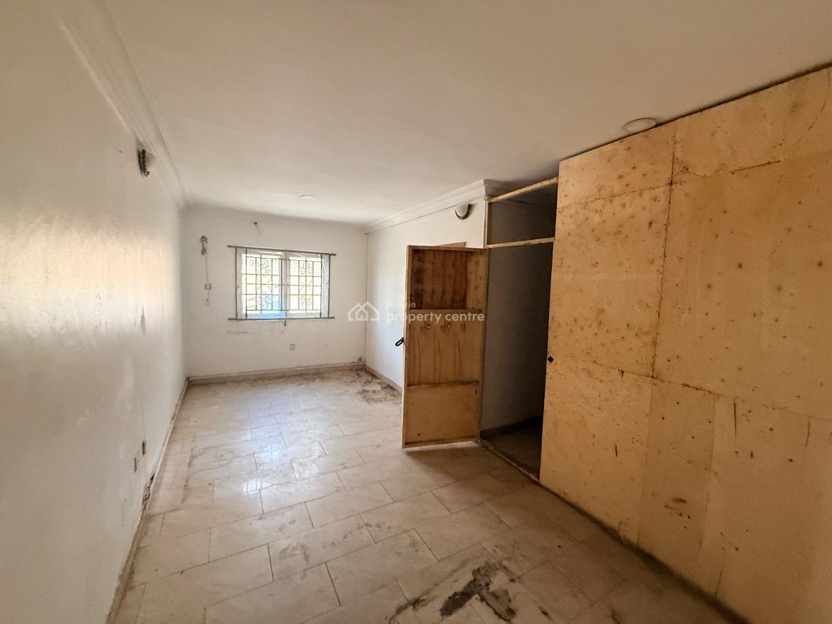 Commercial Detached Duplex Directly on a Busy Road, Lekki Phase 1, Lekki, Lagos, House for Rent
