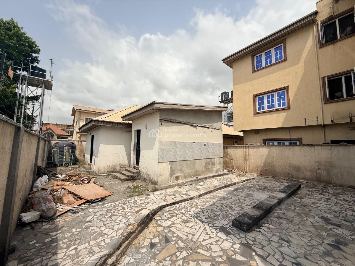 Commercial Detached Duplex Directly on a Busy Road, Lekki Phase 1, Lekki, Lagos, House for Rent