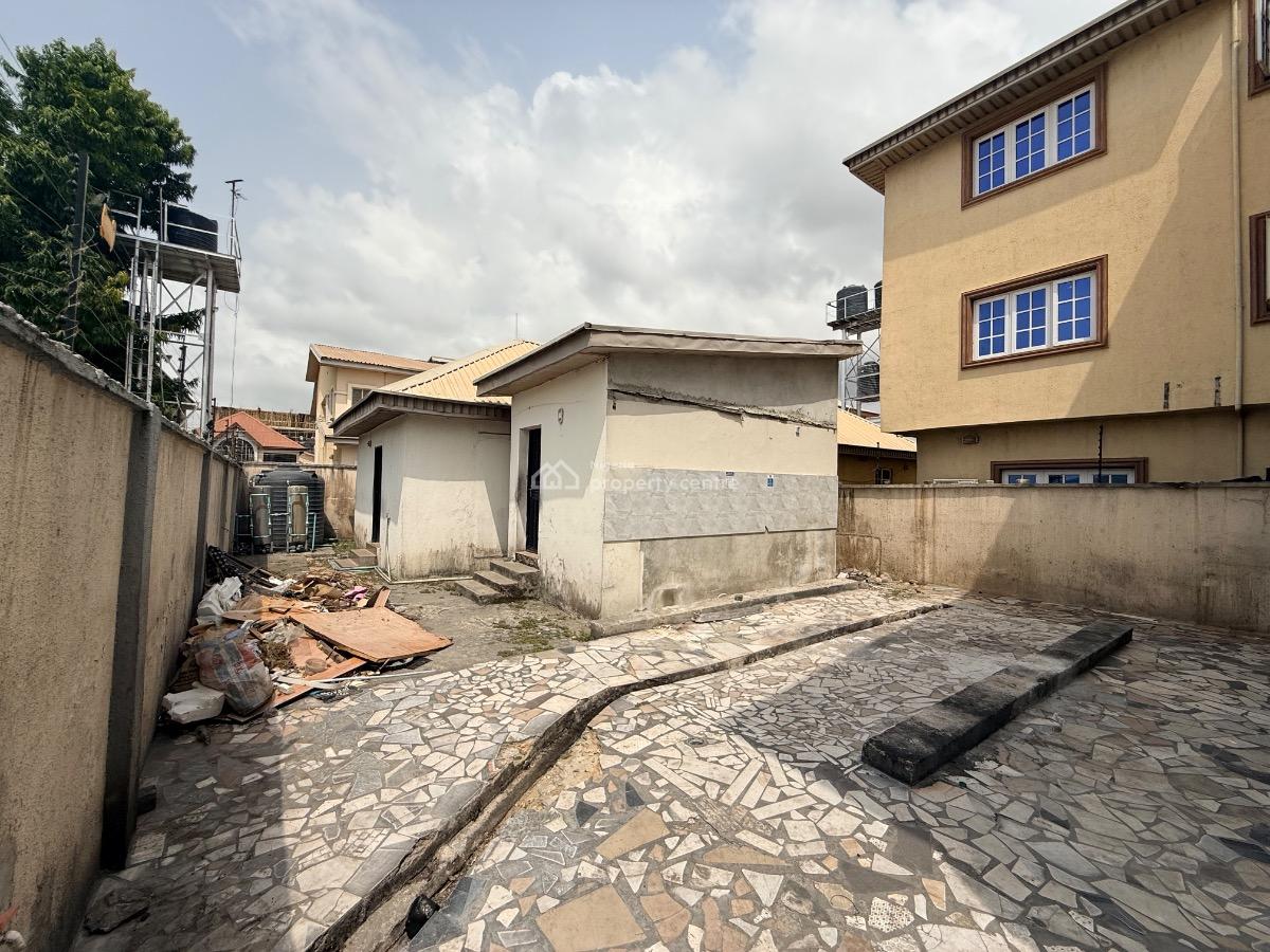 Commercial Detached Duplex Directly on a Busy Road, Lekki Phase 1, Lekki, Lagos, House for Rent