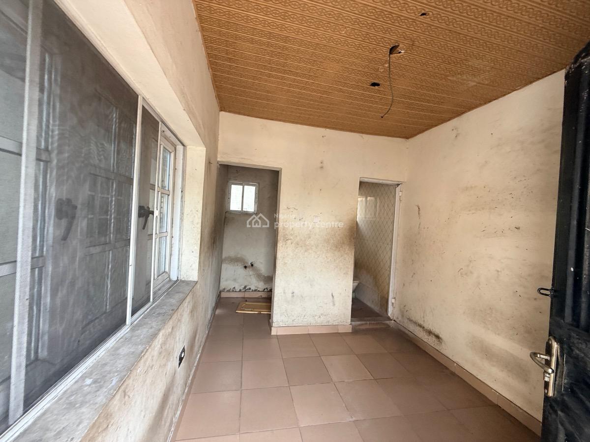 Commercial Detached Duplex Directly on a Busy Road, Lekki Phase 1, Lekki, Lagos, House for Rent