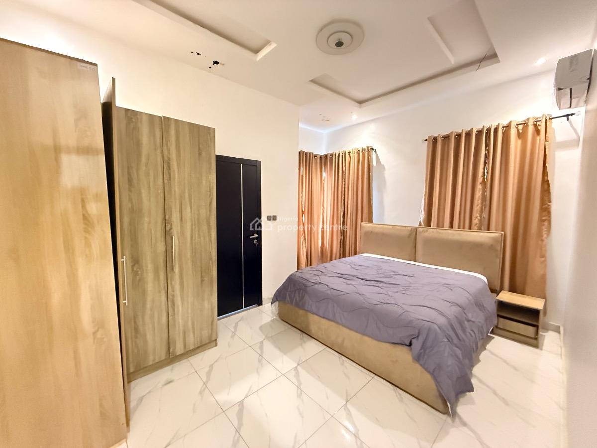 Fully Furnished and Serviced Spacious Room in a Duplex, Orchid Road, Lekki, Lagos, Terraced Duplex for Rent