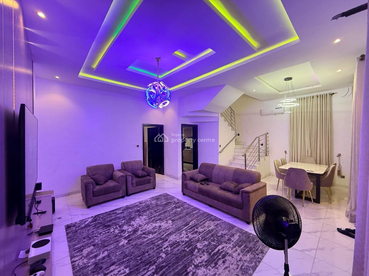 Fully Furnished and Serviced Spacious Room in a Duplex, Orchid Road, Lekki, Lagos, Terraced Duplex for Rent