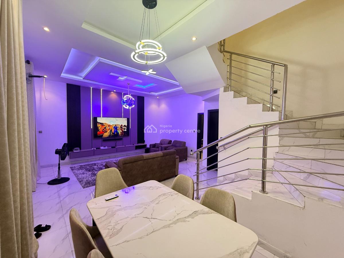 Fully Furnished and Serviced Spacious Room in a Duplex, Orchid Road, Lekki, Lagos, Terraced Duplex for Rent