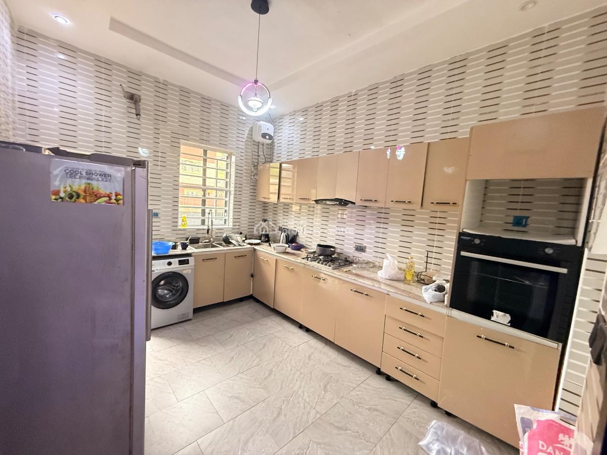 Fully Furnished and Serviced Spacious Room in a Duplex, Orchid Road, Lekki, Lagos, Terraced Duplex for Rent