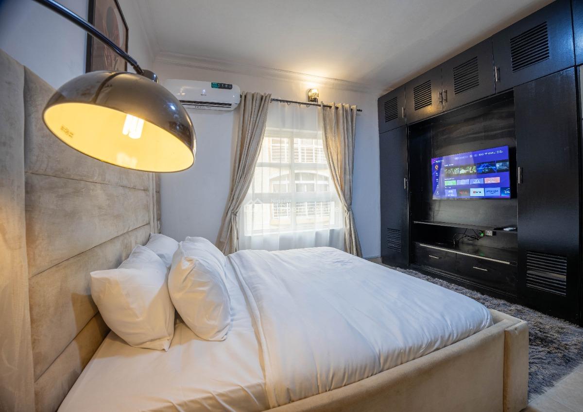 Cozy 3 Bedroom Apartment, Osapa, Lekki, Lagos, Flat / Apartment Short Let
