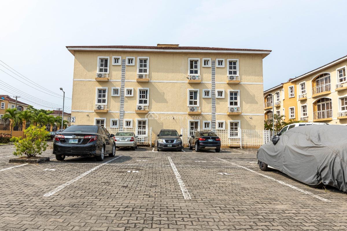 Cozy 3 Bedroom Apartment, Osapa, Lekki, Lagos, Flat / Apartment Short Let