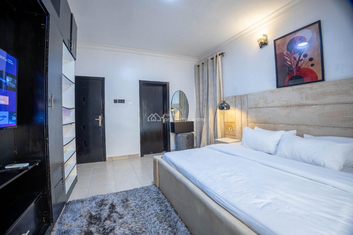 Cozy 3 Bedroom Apartment, Osapa, Lekki, Lagos, Flat / Apartment Short Let