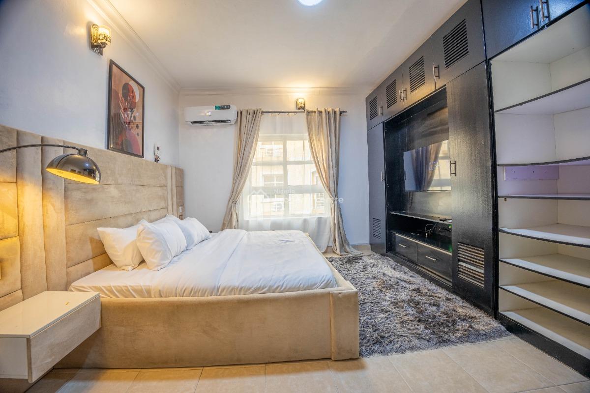 Cozy 3 Bedroom Apartment, Osapa, Lekki, Lagos, Flat / Apartment Short Let