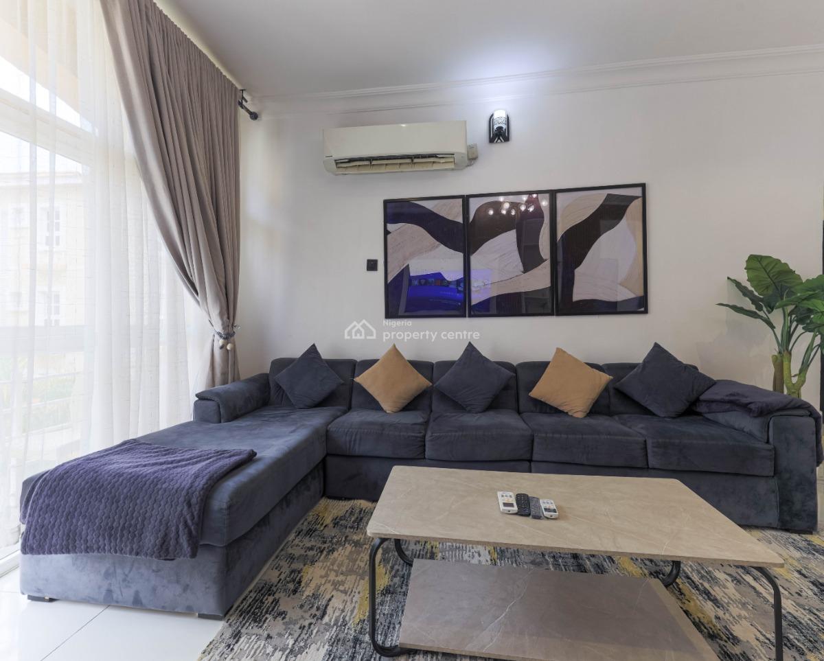 Cozy 3 Bedroom Apartment, Osapa, Lekki, Lagos, Flat / Apartment Short Let