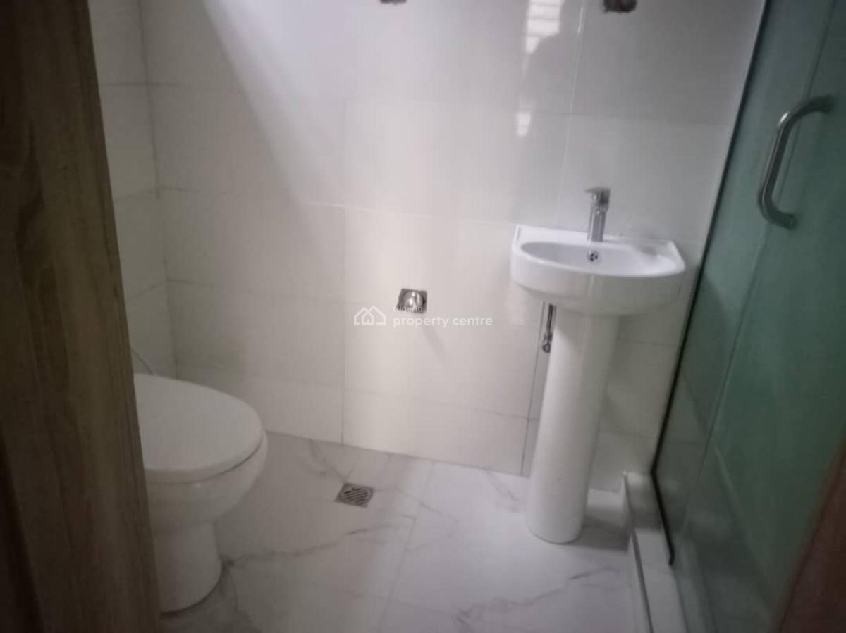 Standard, Ologolo, Lekki, Lagos, Semi-detached Duplex for Sale