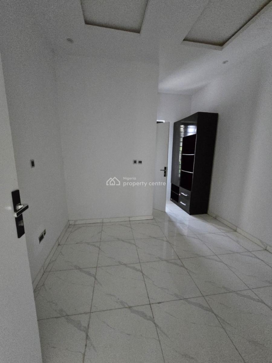 3 Bedrooms Semi Detached Duplex, Sangotedo, Ajah, Lagos, Semi-detached Duplex for Sale