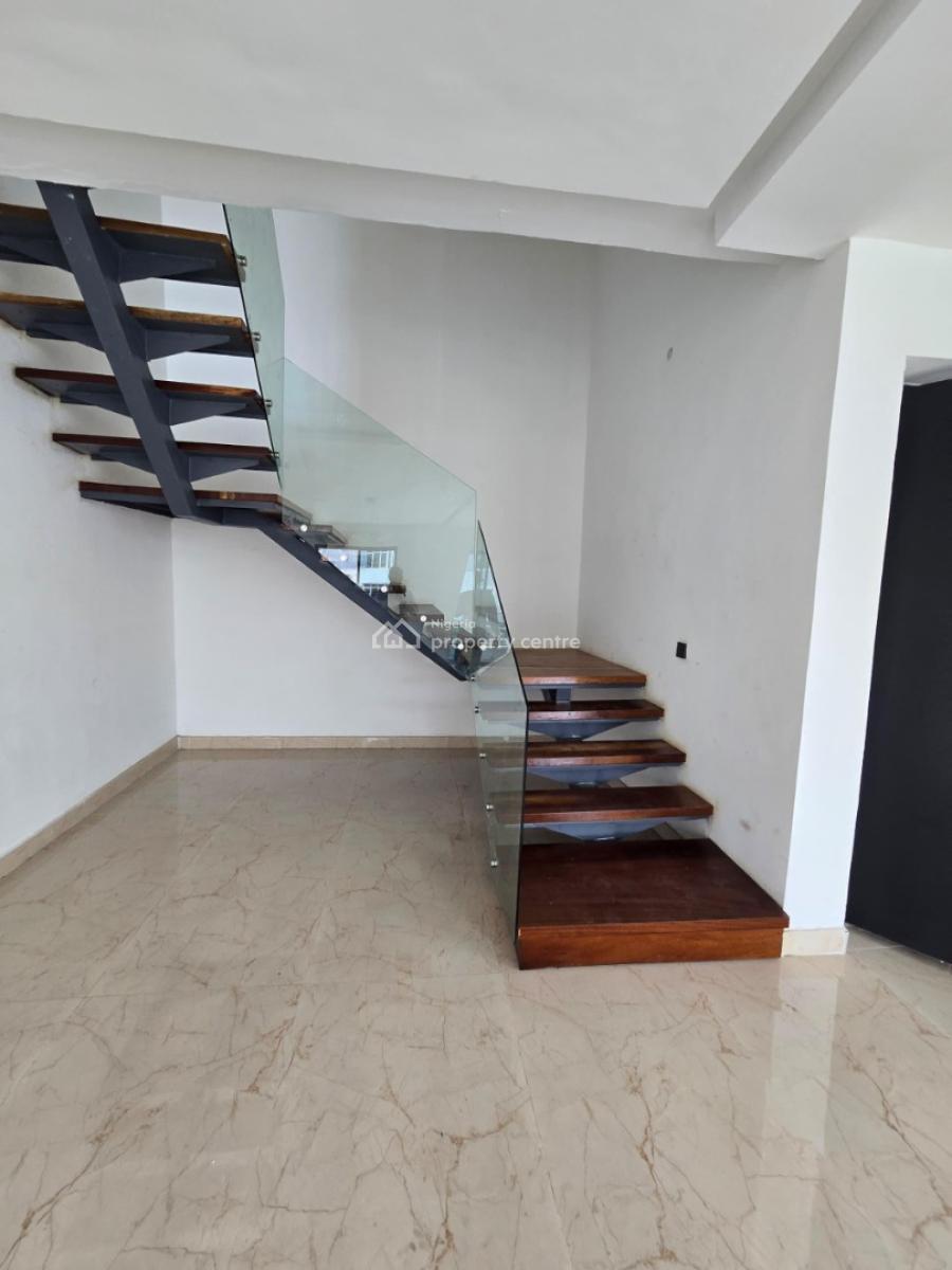Luxury 4 Bedrooms Maisonette with Bq, Pool in a Secured Estate, Lekki Phase 1, Lekki, Lagos, House for Sale