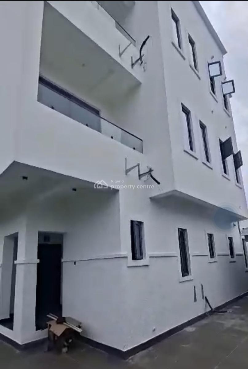 Smart 2 Bedrooms Flat, Hossana Estate, Ago Palace Way, Isolo, Lagos, Block of Flats for Sale