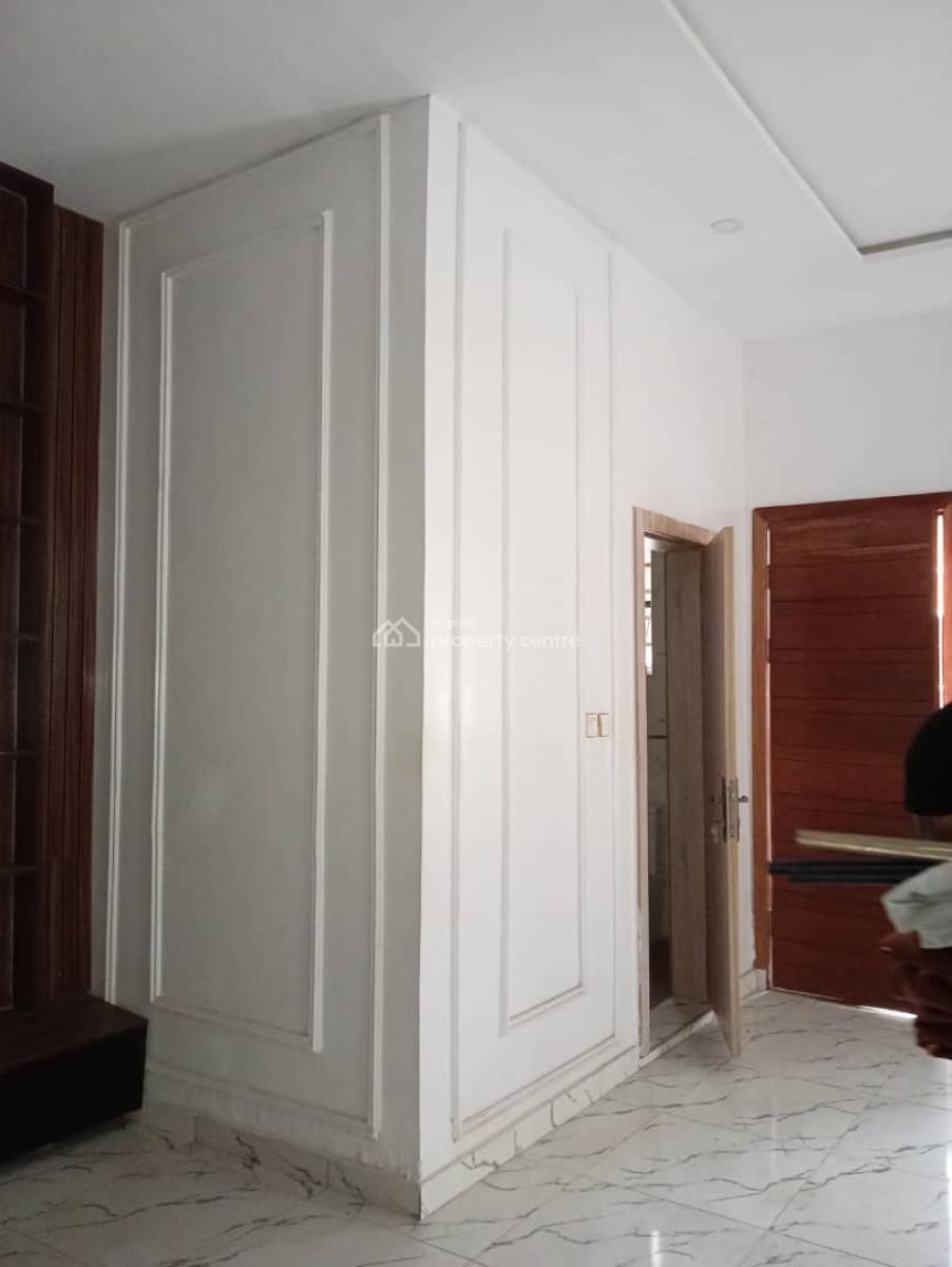 Lovely 2 Bedrooms on The 2nd Floor with Spacious Kitchen, Sangotedo, Ajah, Lagos, Flat / Apartment for Rent