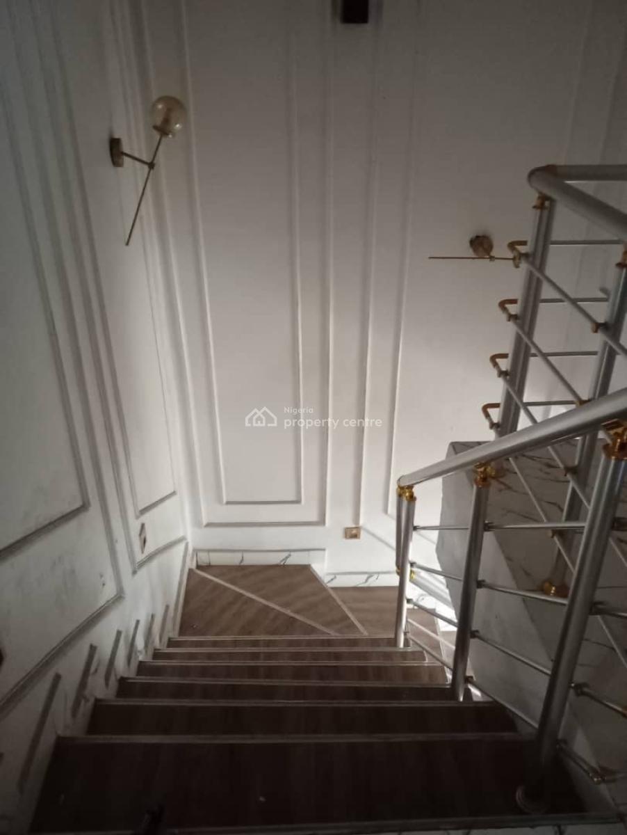 a 4 Bedroom Terrace Duplex. Distress Sale, Ikota, Lekki, Lagos, Terraced Duplex for Sale