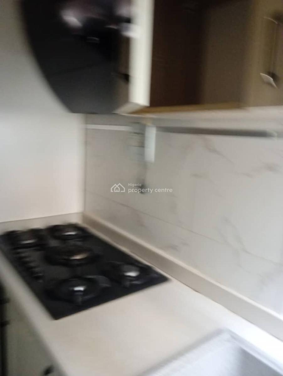 a 4 Bedroom Terrace Duplex. Distress Sale, Ikota, Lekki, Lagos, Terraced Duplex for Sale