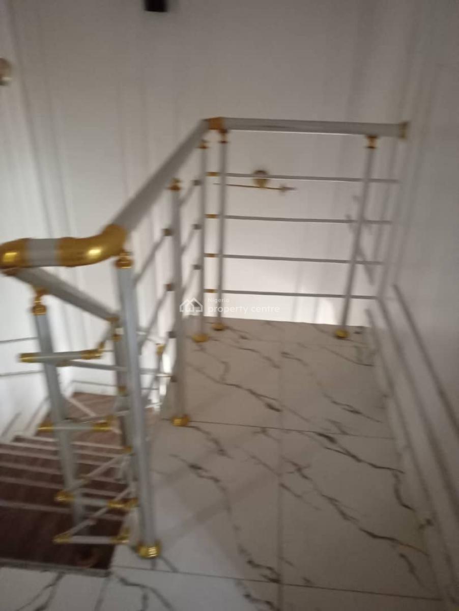 a 4 Bedroom Terrace Duplex. Distress Sale, Ikota, Lekki, Lagos, Terraced Duplex for Sale
