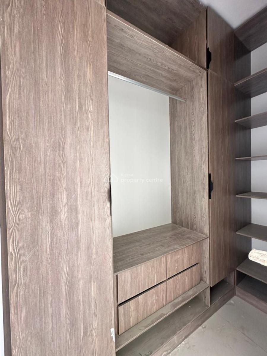 Breathtaking 2bedroom Apartment, Lekki Phase 1, Lekki, Lagos, Flat / Apartment for Sale