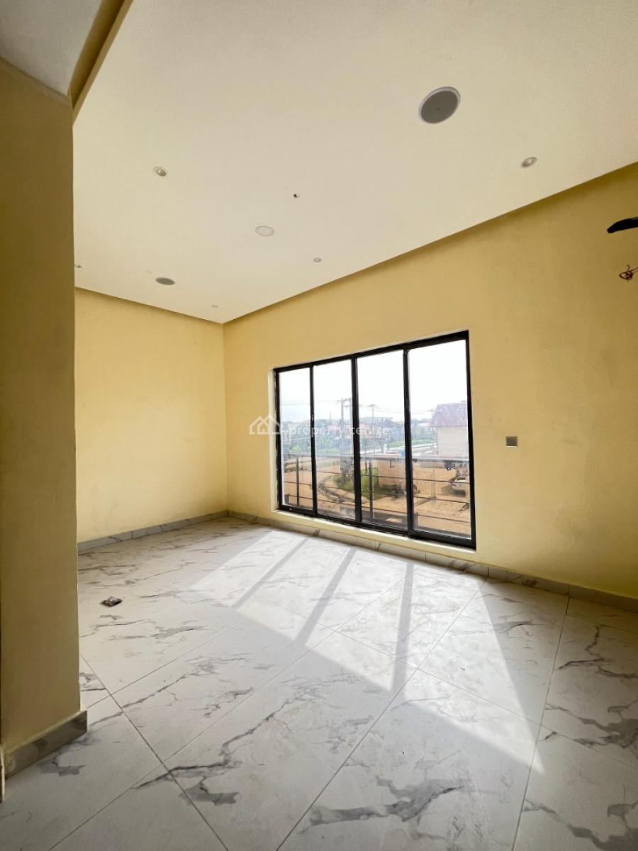 Standard 6 Bedroom Semi Detached with Two Bqs, Lekki Phase 1, Lekki, Lagos, Semi-detached Duplex for Sale