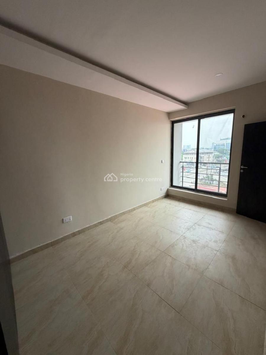 3 Bedrooms All Ensuite, Lekki Phase 1, Lekki, Lagos, Flat / Apartment for Rent