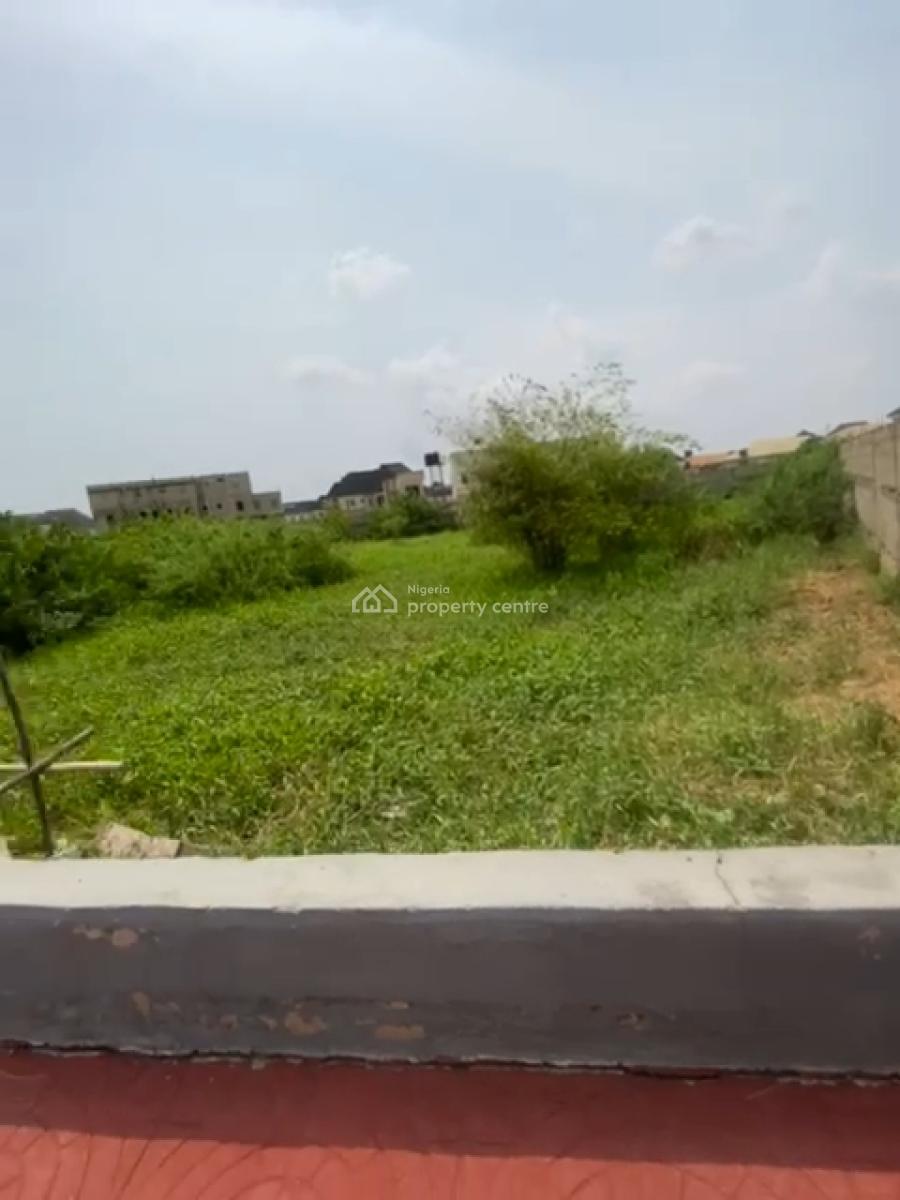 5 Plots of Land with Modern 2 Units of Mini Flat, Bucknor, Isolo, Lagos, Residential Land for Sale