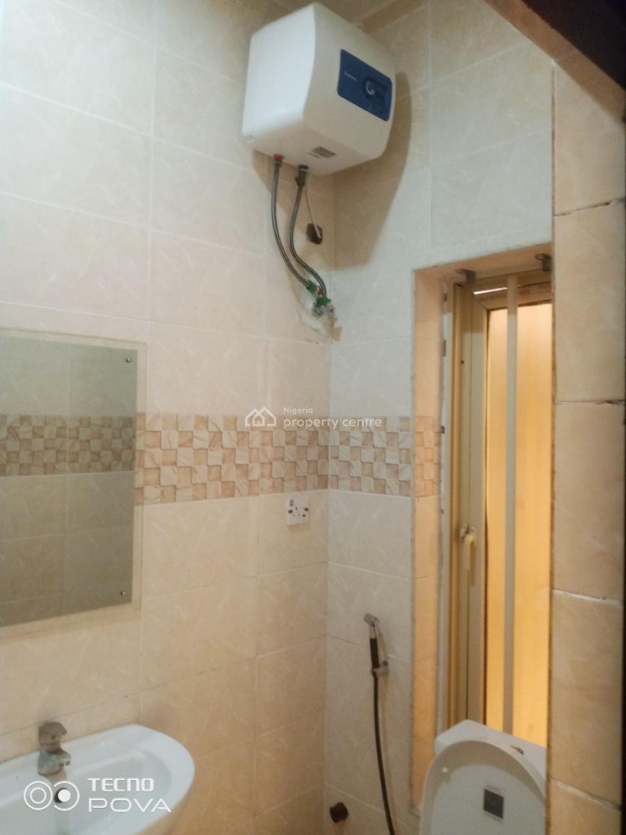 Clean 2 Bedroom Flat Fully Serviced+ Elevator, Ikate, Lekki, Lagos, Flat / Apartment for Rent