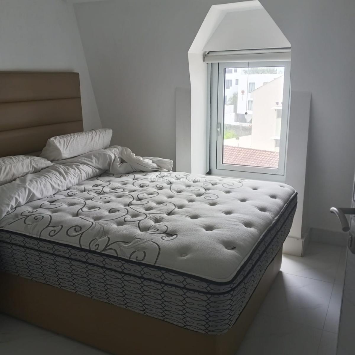 3 Bedroom Nicely Furnished Penthouse with Bq, Banana Island, Ikoyi, Lagos, Flat / Apartment for Rent