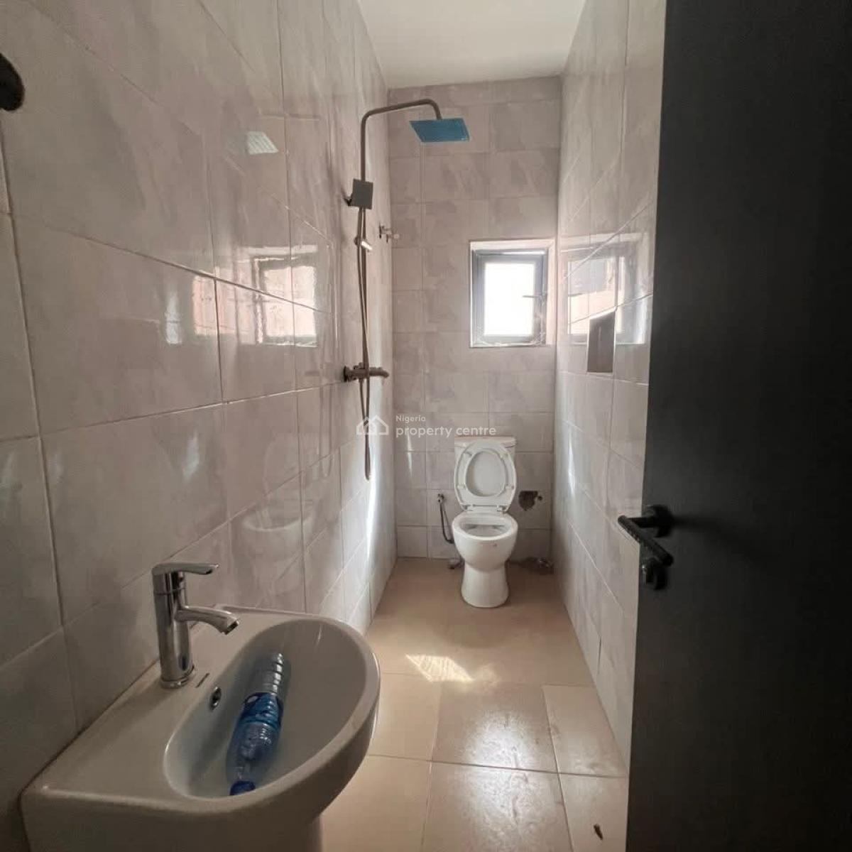 Newly Built 3 Bedroom Apartments, Gilmore, Jahi, Abuja, Flat / Apartment for Sale