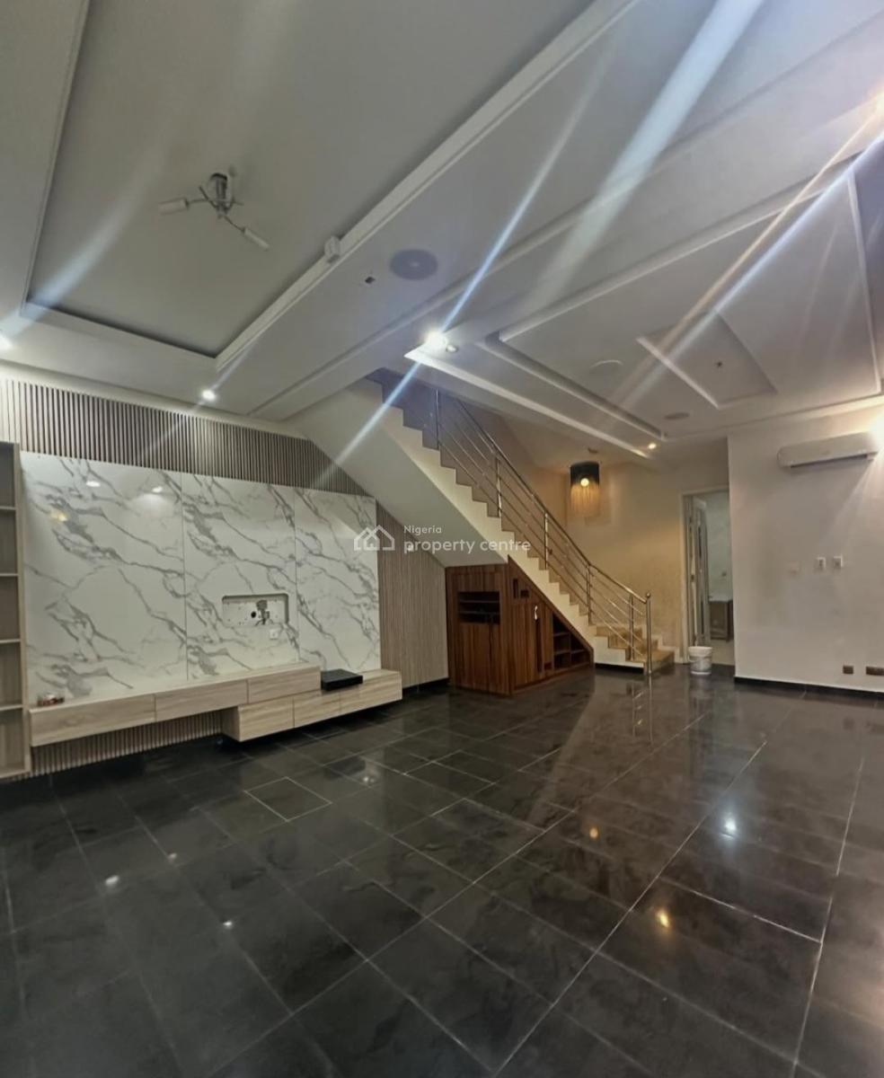 Self-serviced 4 Bedroom En-suite Townhouse with an Enclosed Fitted Kitchen, Oniru, Victoria Island (vi), Lagos, Terraced Duplex for Rent