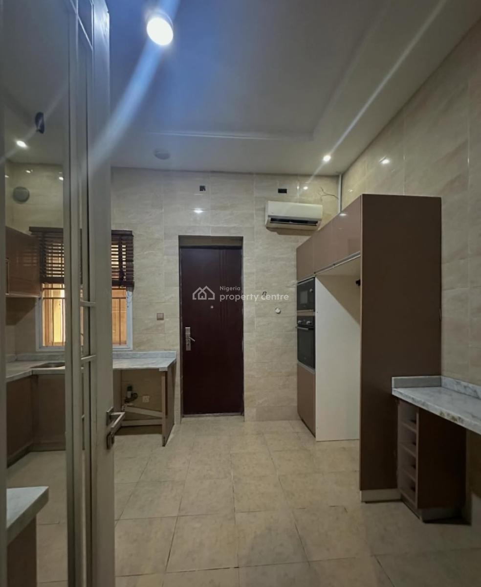 Self-serviced 4 Bedroom En-suite Townhouse with an Enclosed Fitted Kitchen, Oniru, Victoria Island (vi), Lagos, Terraced Duplex for Rent