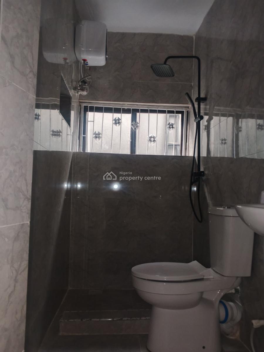 a Standard and Neat 3 Bedroom Flat, Oyadiran Estate, Sabo, Yaba, Lagos, Flat / Apartment for Rent