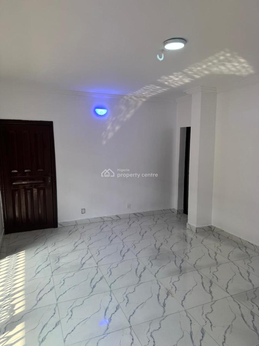 a Standard and Neat 3 Bedroom Flat, Borno Way, Alagomeji, Yaba, Lagos, Flat / Apartment for Rent