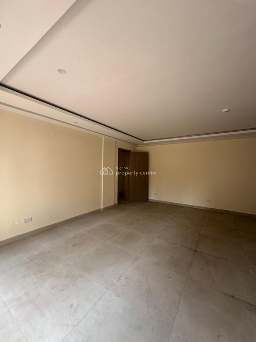 Newly Renovated 29  Flats of 3-bedroom Flats All En Suite., Ikoyi, Lagos, Flat / Apartment for Rent