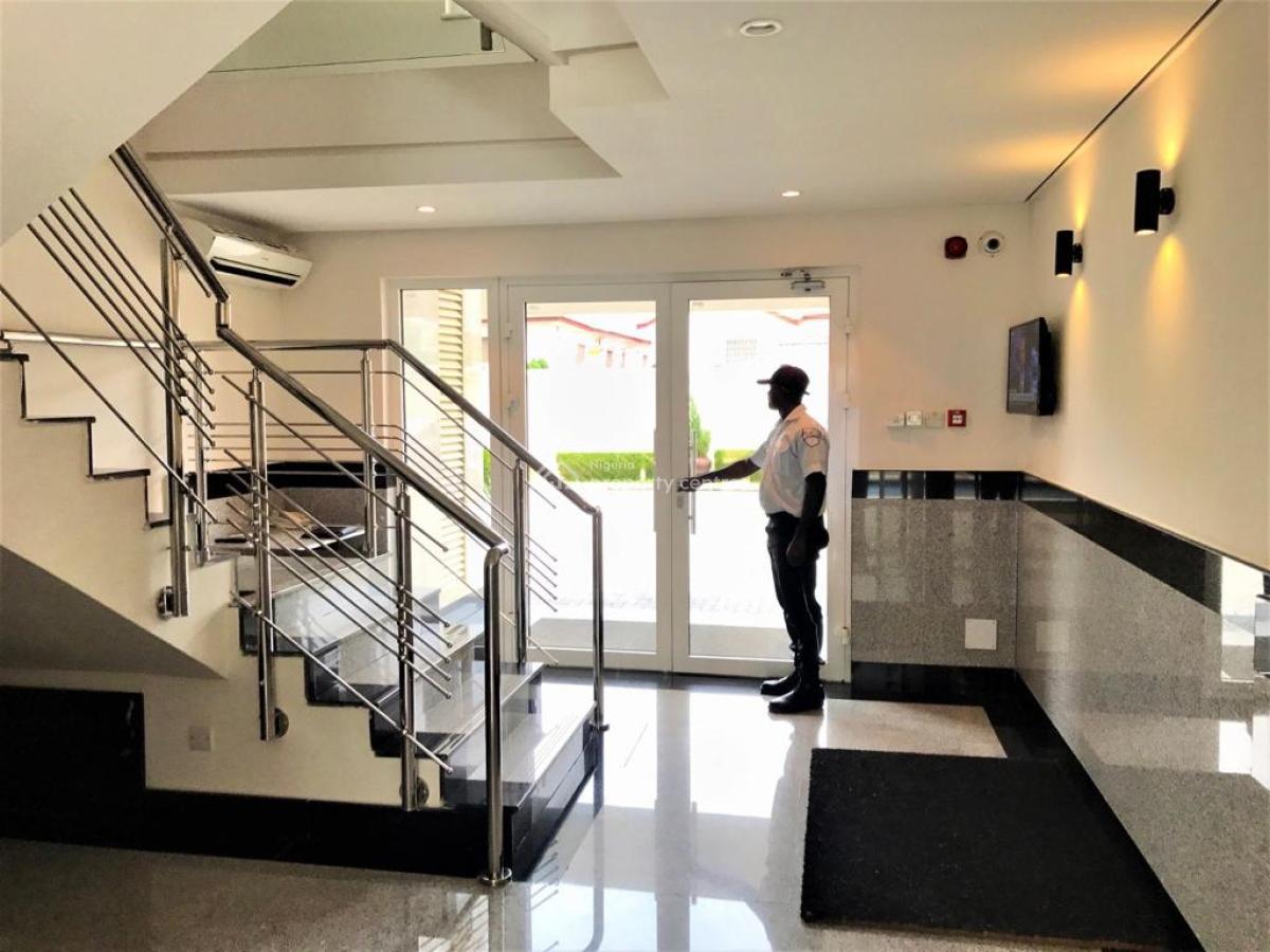 Spacious Water Front 3 Bedroom Apartment with Pool and Bq, Old Ikoyi, Ikoyi, Lagos, Flat / Apartment for Rent