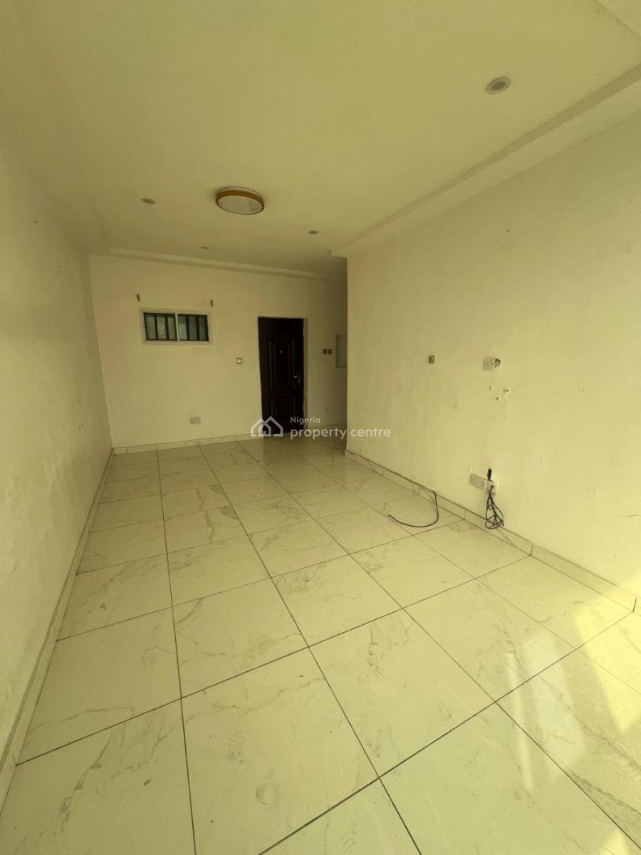 Large and Spacious 2 Bedrooms Apartment, Off Nike Art Gallery, Ikate, Lekki, Lagos, Flat / Apartment for Rent