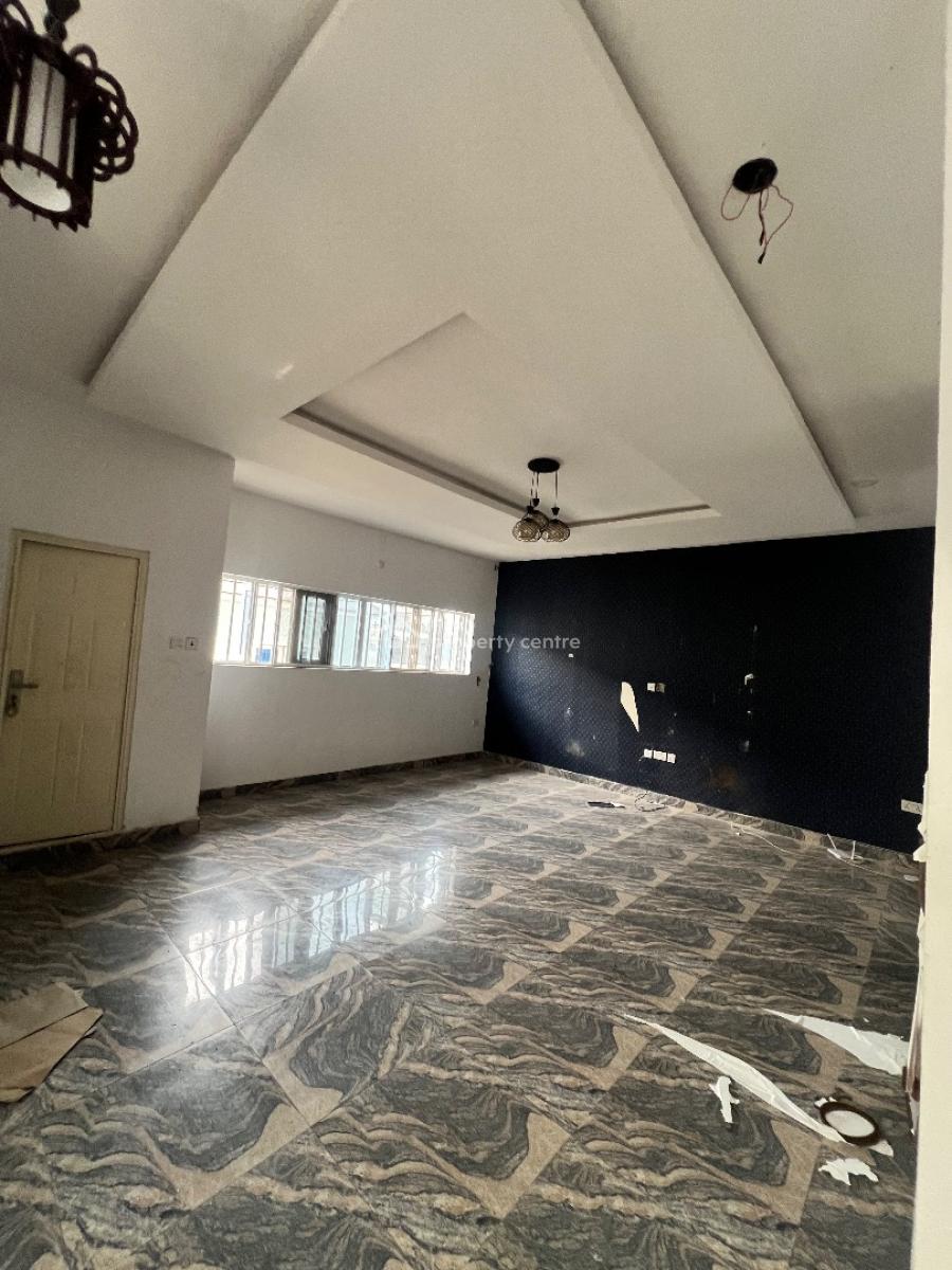 a Standard 3 Bedroom Flat, Beside Oakland Opposite Sky Mall, Lekki Phase 2, Lekki, Lagos, Flat / Apartment for Rent