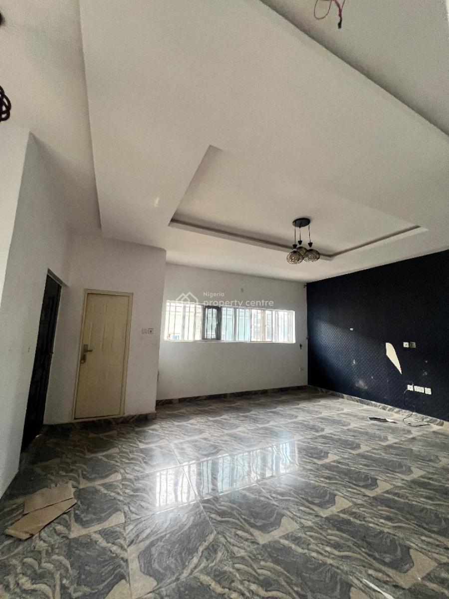a Standard 3 Bedroom Flat, Beside Oakland Opposite Sky Mall, Lekki Phase 2, Lekki, Lagos, Flat / Apartment for Rent