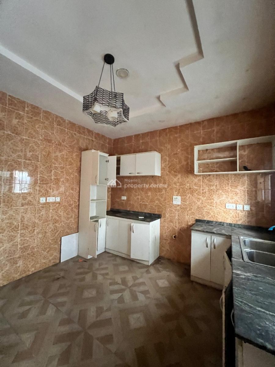 a Standard 3 Bedroom Flat, Beside Oakland Opposite Sky Mall, Lekki Phase 2, Lekki, Lagos, Flat / Apartment for Rent