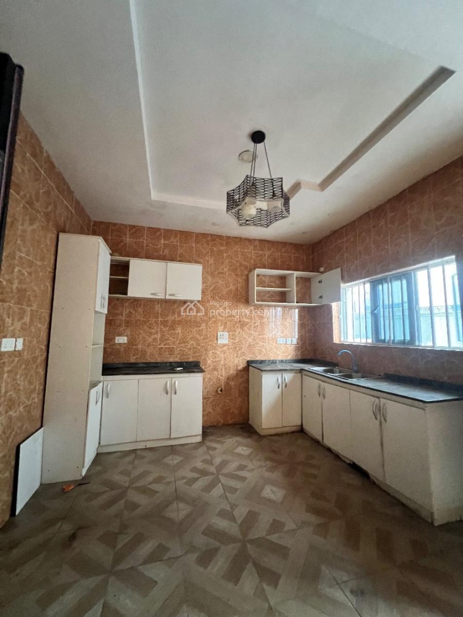 a Standard 3 Bedroom Flat, Beside Oakland Opposite Sky Mall, Lekki Phase 2, Lekki, Lagos, Flat / Apartment for Rent