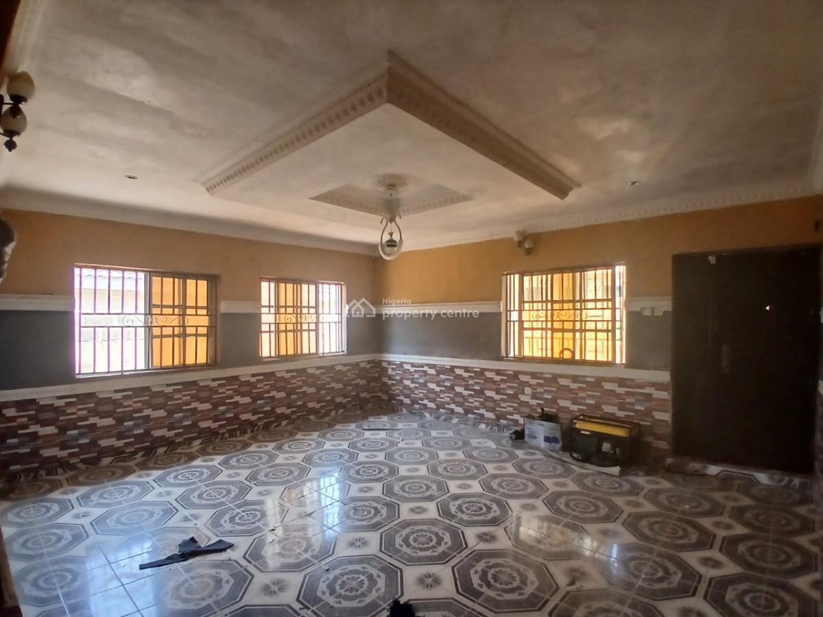 3 Bedrooms Bungalow at Akoto Estate Elebu Ibadan, Akoto Estate,elebu, Ibadan, Oyo, House for Sale