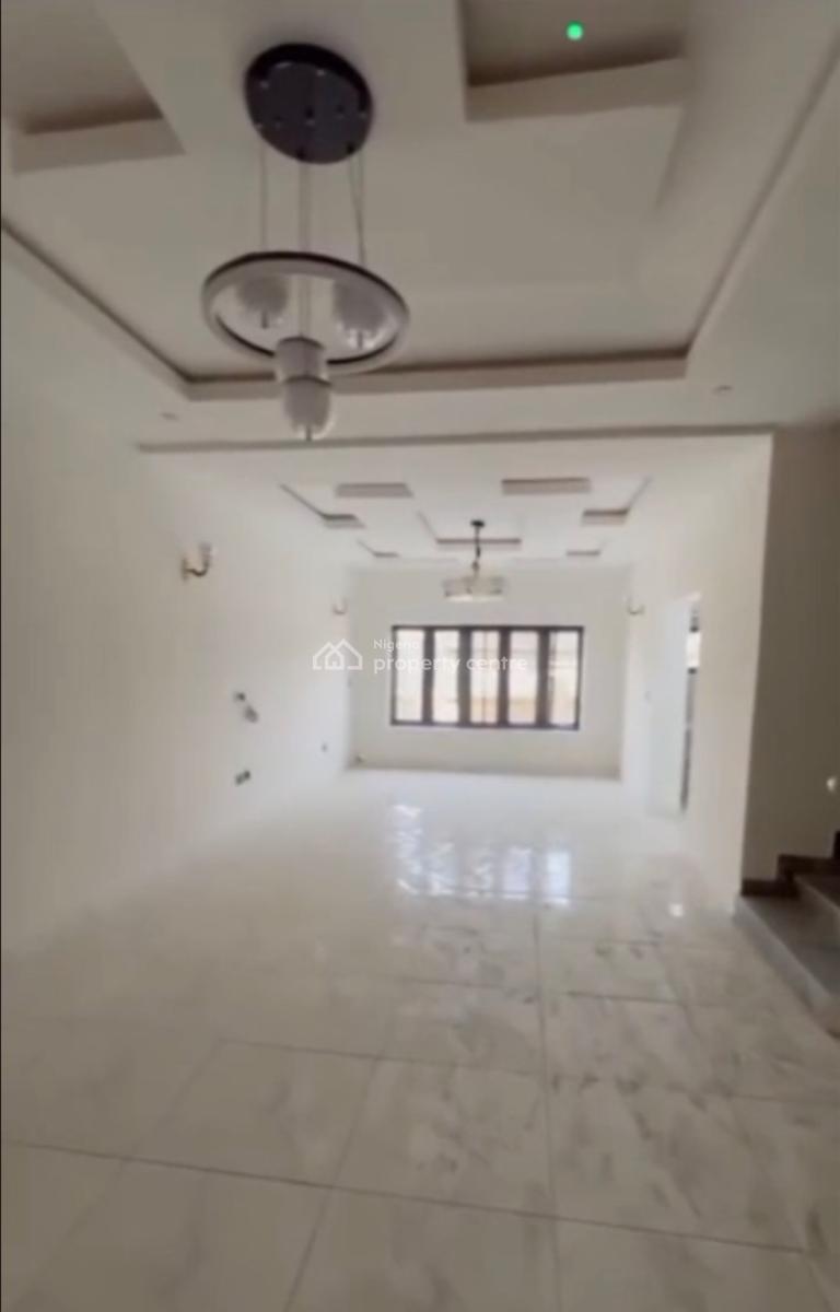 a Luxurious 4bed Terrace Duplex with Bq at Guzape, Guzape District, Abuja, Terraced Duplex for Rent