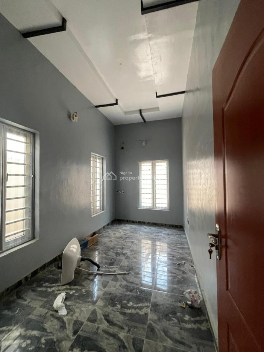 3 Bedroom Fully Detached Duplex, Elepe Royal Estate Ikorodu Lagos, Ikorodu, Lagos, Detached Duplex for Sale