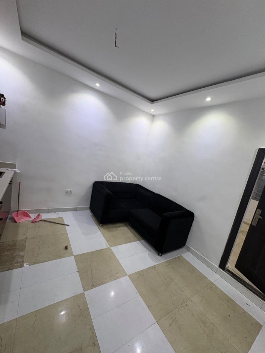 1bedroom/mini Flat, Kenneth Agbakuru Street Lekki 1, Lekki, Lagos, Mini Flat (room and Parlour) for Rent