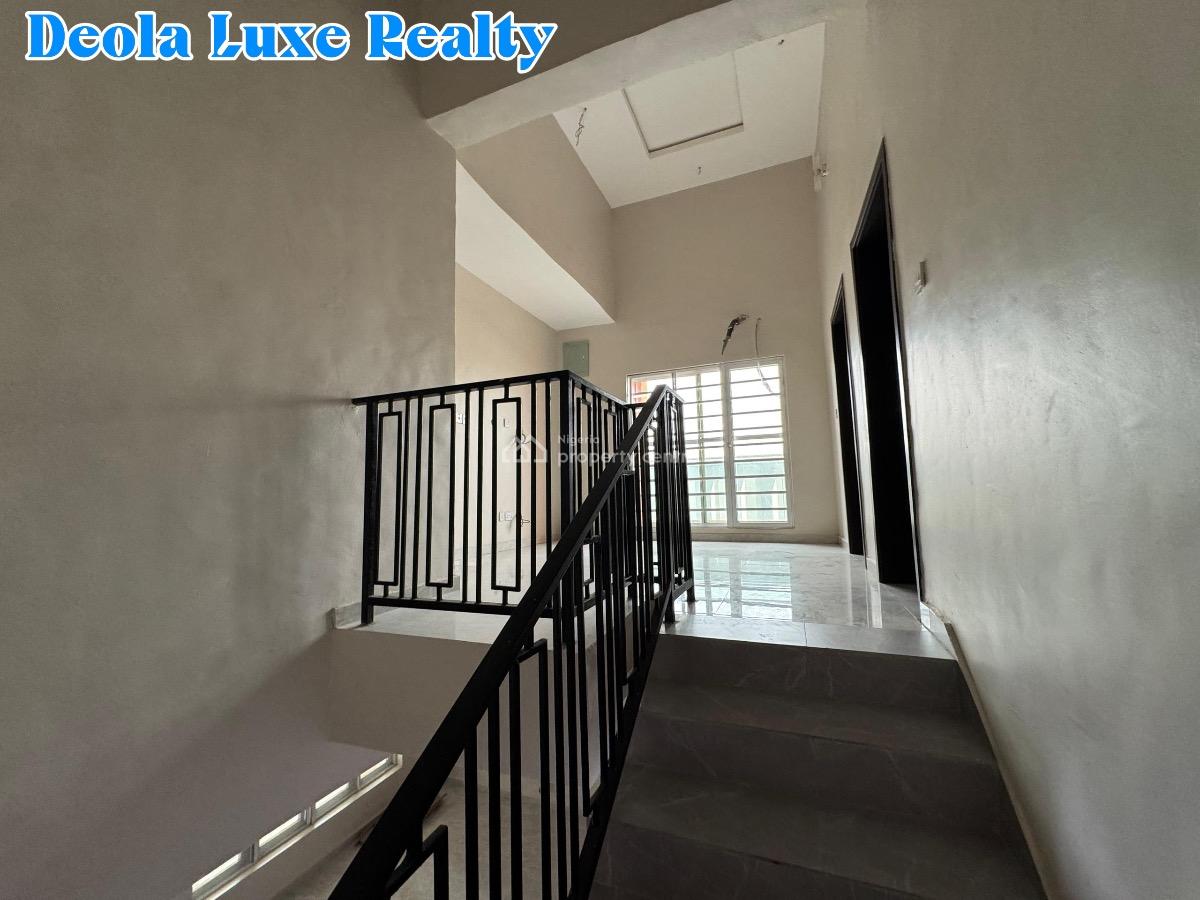 a Very Spacious 3 Bedrooms Terraced Duplex with Bq Fully Serviced Esta, By Whitesand School, 10 Min Drive to Eko Hotel Via The Coastal Road, Ikate, Lekki, Lagos, Terraced Duplex for Rent