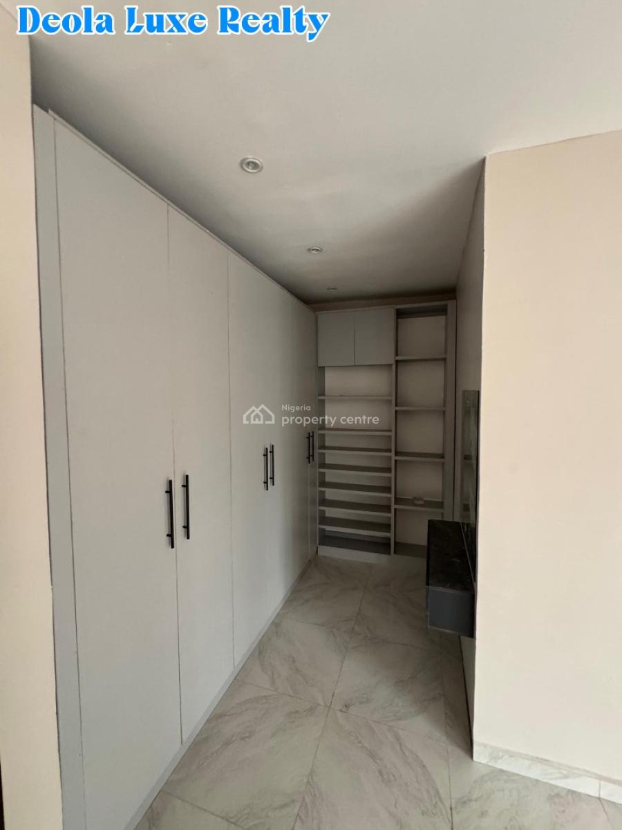 a Very Spacious 3 Bedrooms Terraced Duplex with Bq Fully Serviced Esta, By Whitesand School, 10 Min Drive to Eko Hotel Via The Coastal Road, Ikate, Lekki, Lagos, Terraced Duplex for Rent