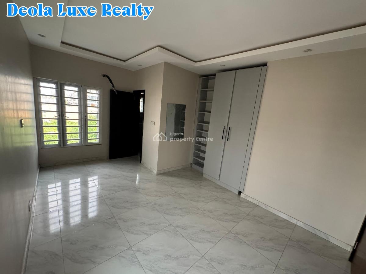 a Very Spacious 3 Bedrooms Terraced Duplex with Bq Fully Serviced Esta, By Whitesand School, 10 Min Drive to Eko Hotel Via The Coastal Road, Ikate, Lekki, Lagos, Terraced Duplex for Rent