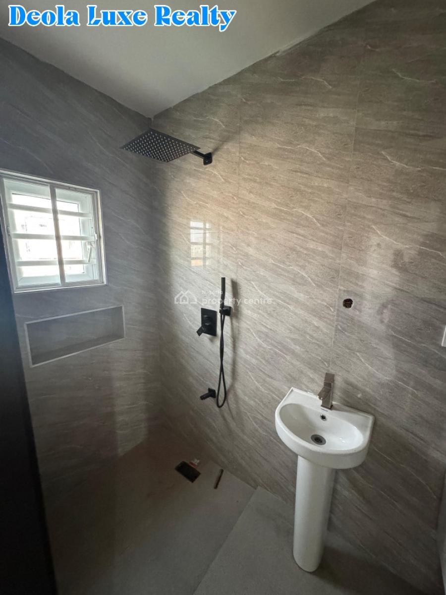 a Very Spacious 3 Bedrooms Terraced Duplex with Bq Fully Serviced Esta, By Whitesand School, 10 Min Drive to Eko Hotel Via The Coastal Road, Ikate, Lekki, Lagos, Terraced Duplex for Rent